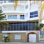 12 personas en Morros apto familiar frente al mar Cartagena 4 hab playa piscina